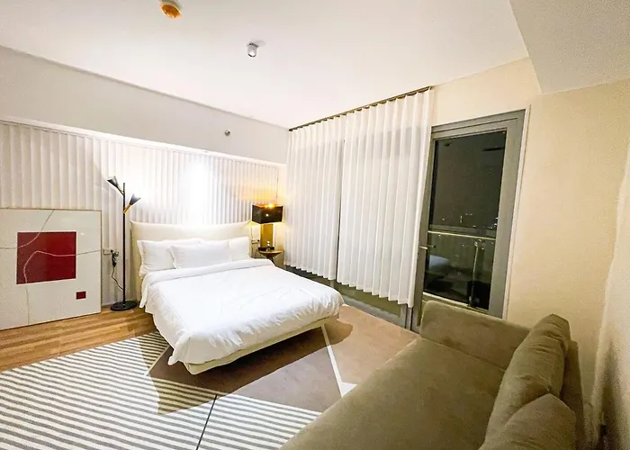 Luxury 2br Penthouse Across Of Dreams