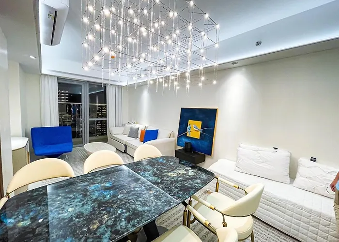 Luxury 2br Penthouse Across Of Dreams