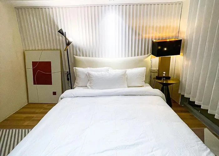 Luxury 2br Penthouse Across Of Dreams